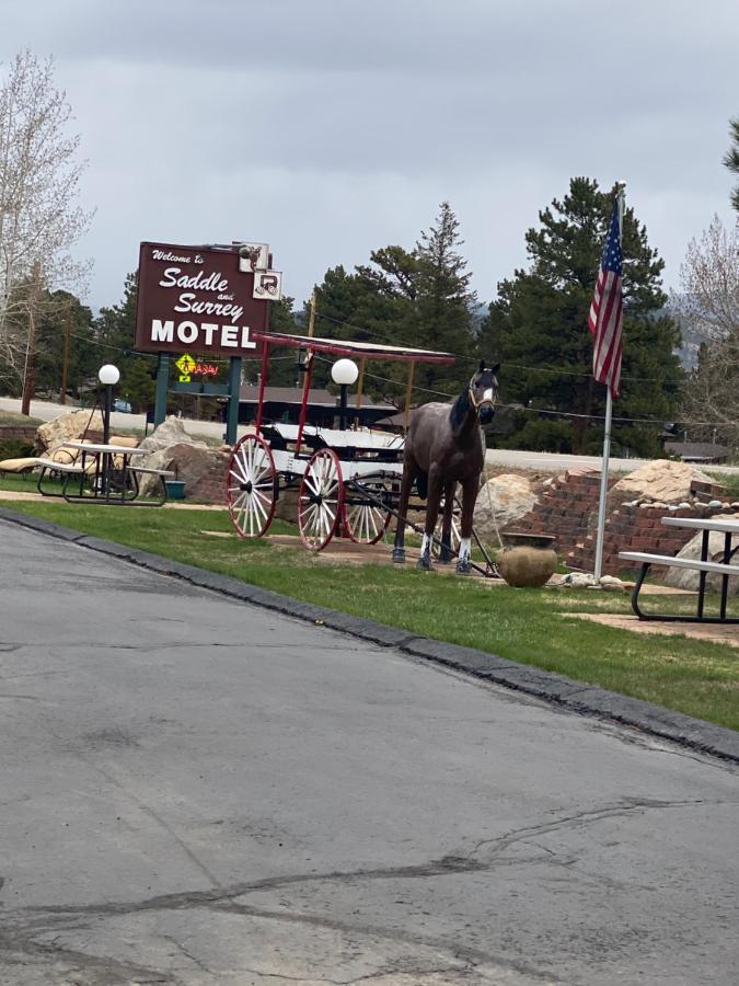 Saddle & Surrey Motel Estes Park Extérieur photo